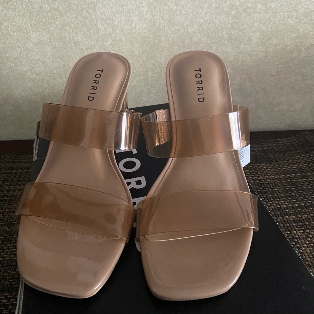TORRID SHOES 9W